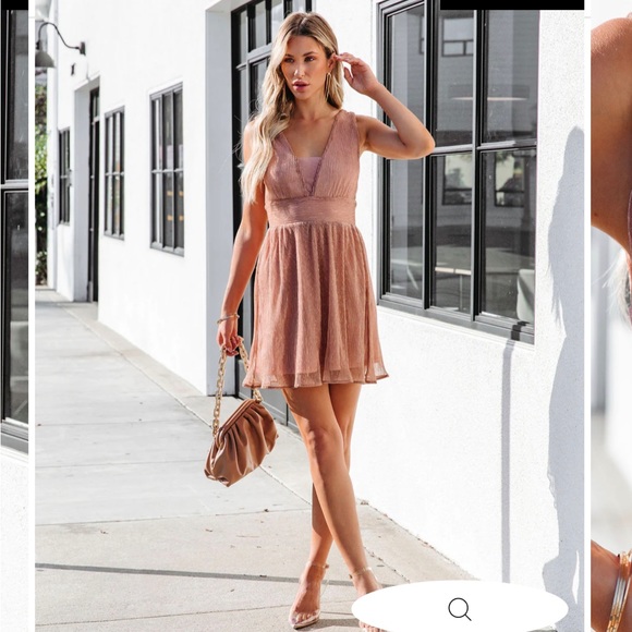 Vici: MAGICAL ONE METALLIC PLISSE MINI DRESS - ROSE GOLD - Picture 2 of 4